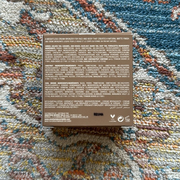 Anastasia Beverly Hills Matte Contour and Sculpt Cream Bronzer - Picture 3 of 5